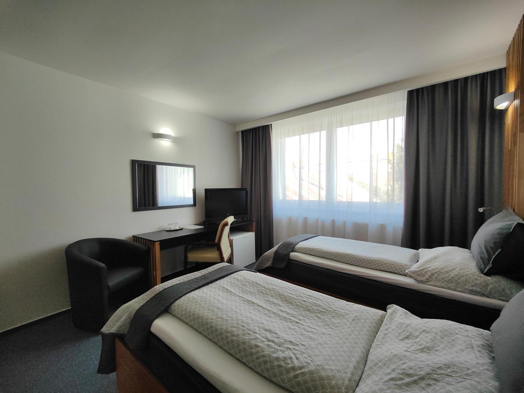 Hotel P7 Lucenec Exterior photo