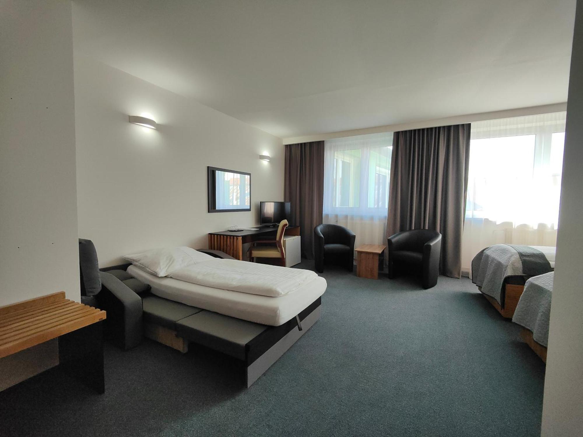 Hotel P7 Lucenec Exterior photo