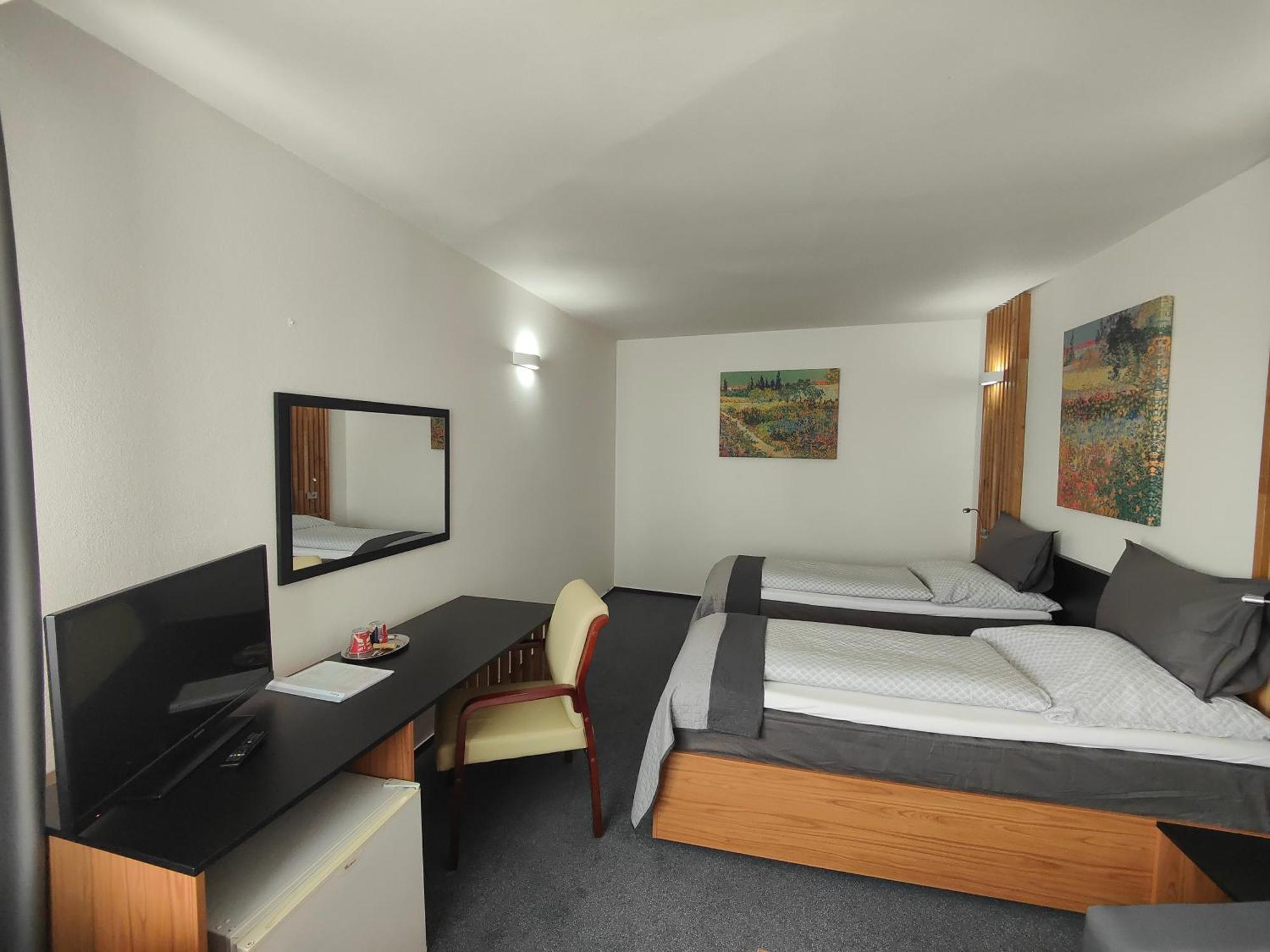 Hotel P7 Lucenec Exterior photo