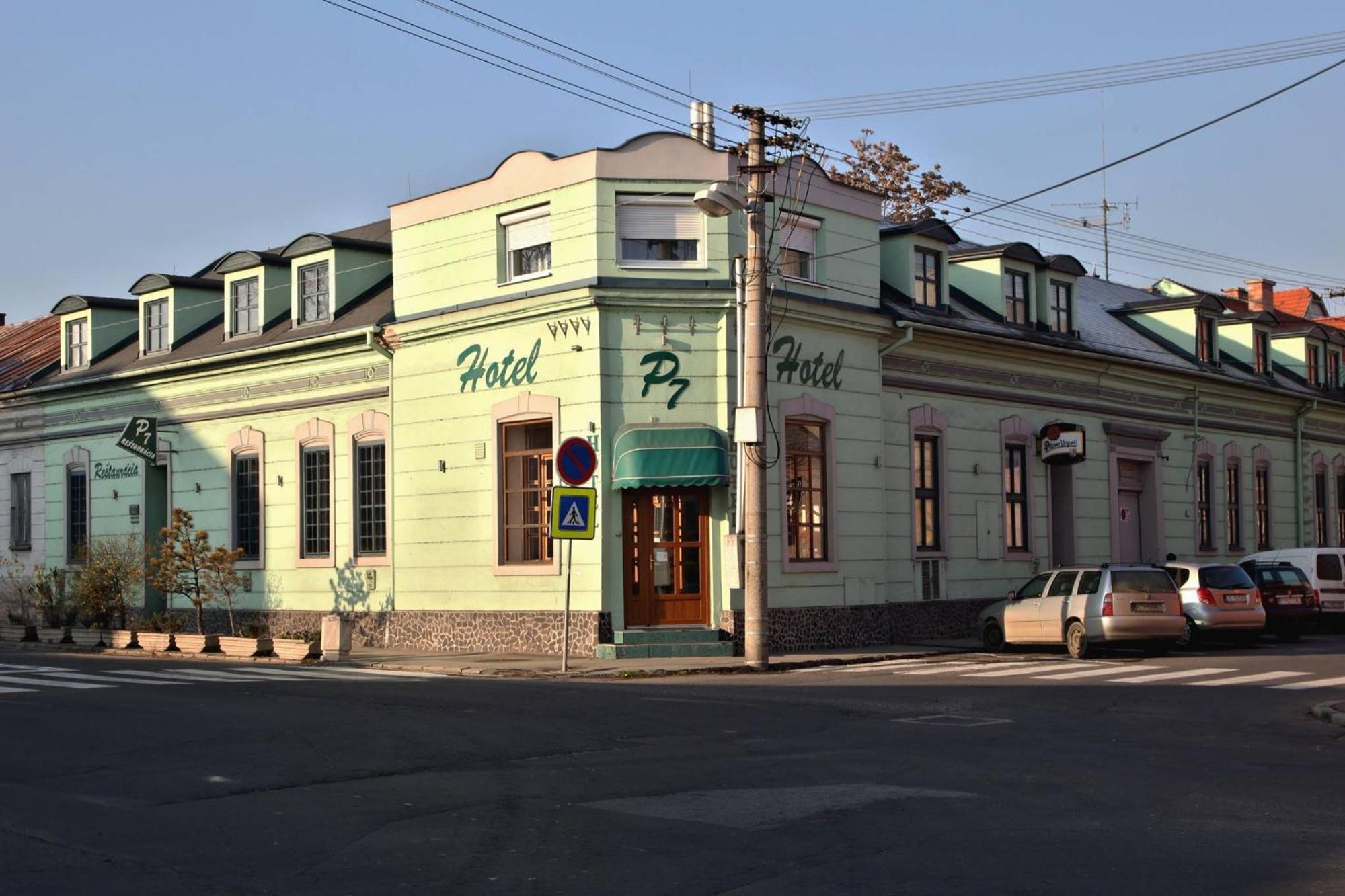 Hotel P7 Lucenec Exterior photo